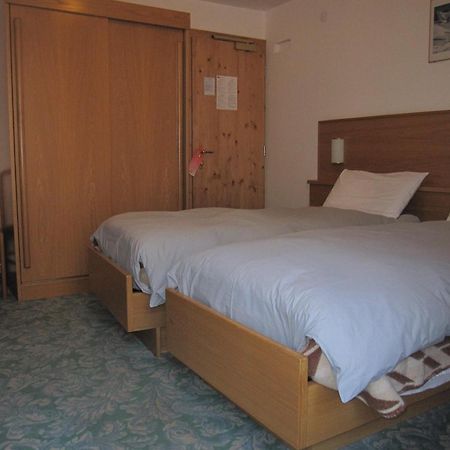 Hotel Presena Пассо-дель-Тонале Экстерьер фото